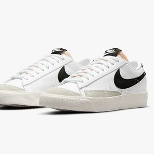 Nike Blazer Low 77
